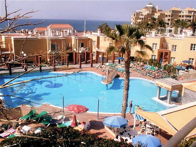 Los Olivos complex tenerife