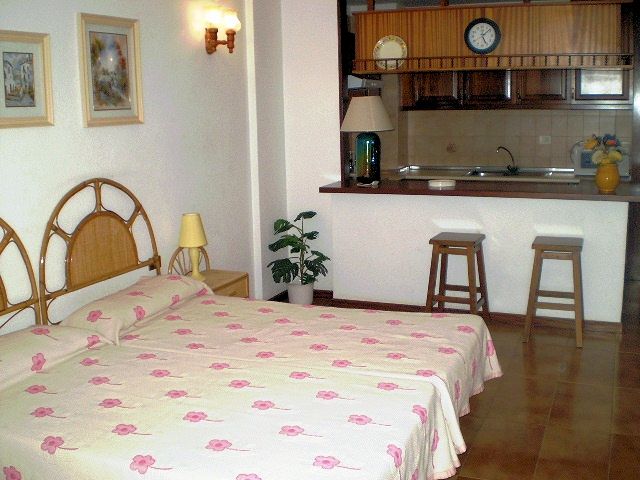 low cost tenerife apartment San Marino